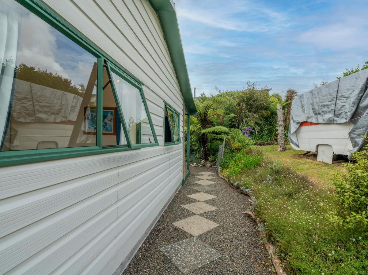 The Bach - Whitianga Holiday Home Exterior photo