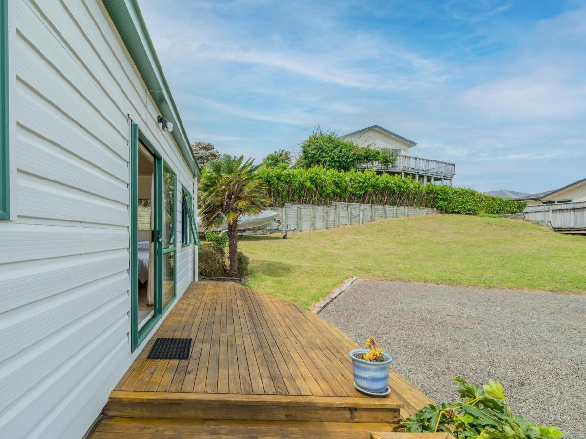 The Bach - Whitianga Holiday Home Exterior photo