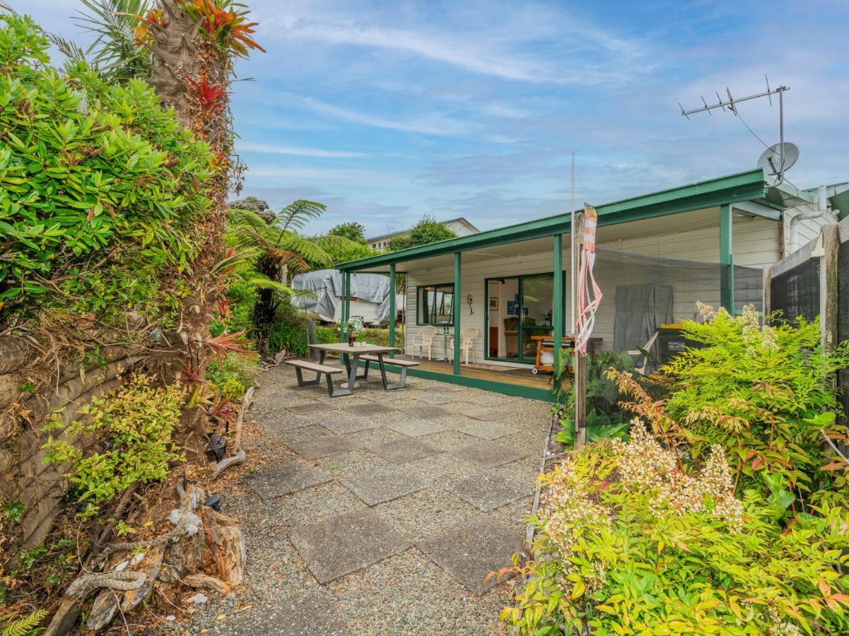 The Bach - Whitianga Holiday Home Exterior photo