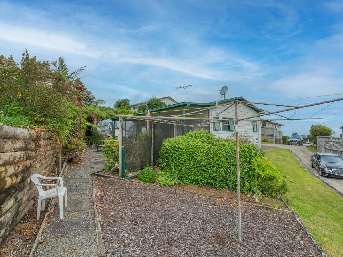 The Bach - Whitianga Holiday Home Exterior photo