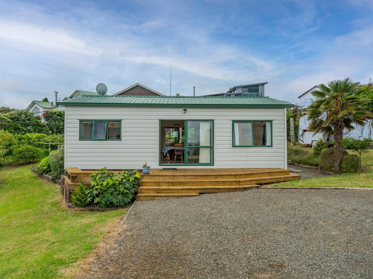 The Bach - Whitianga Holiday Home Exterior photo